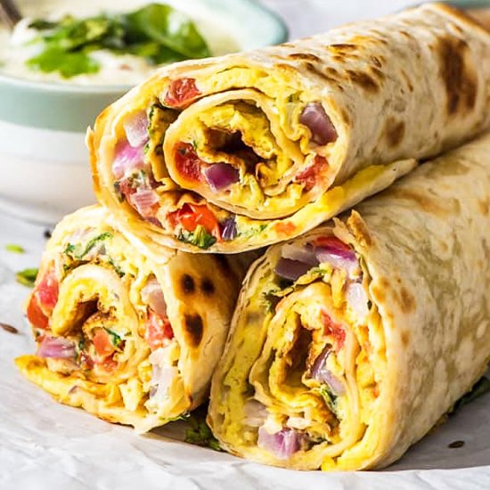 Omelete Paratha Roll